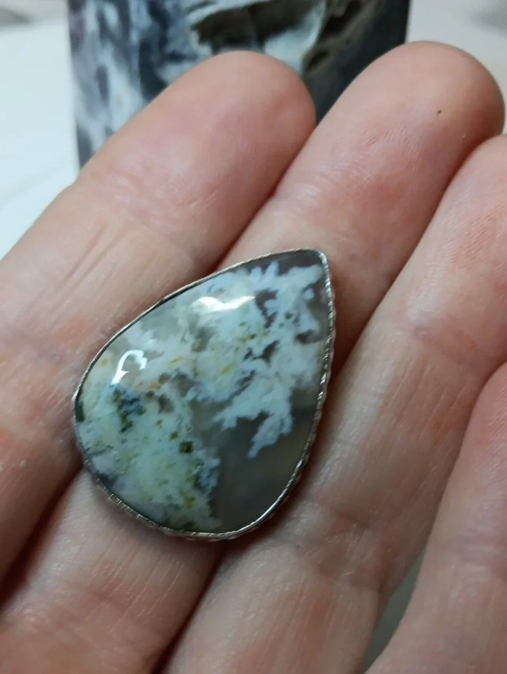 Sterling Silver Teardrop Moss Agate Statement Ring - Green & White